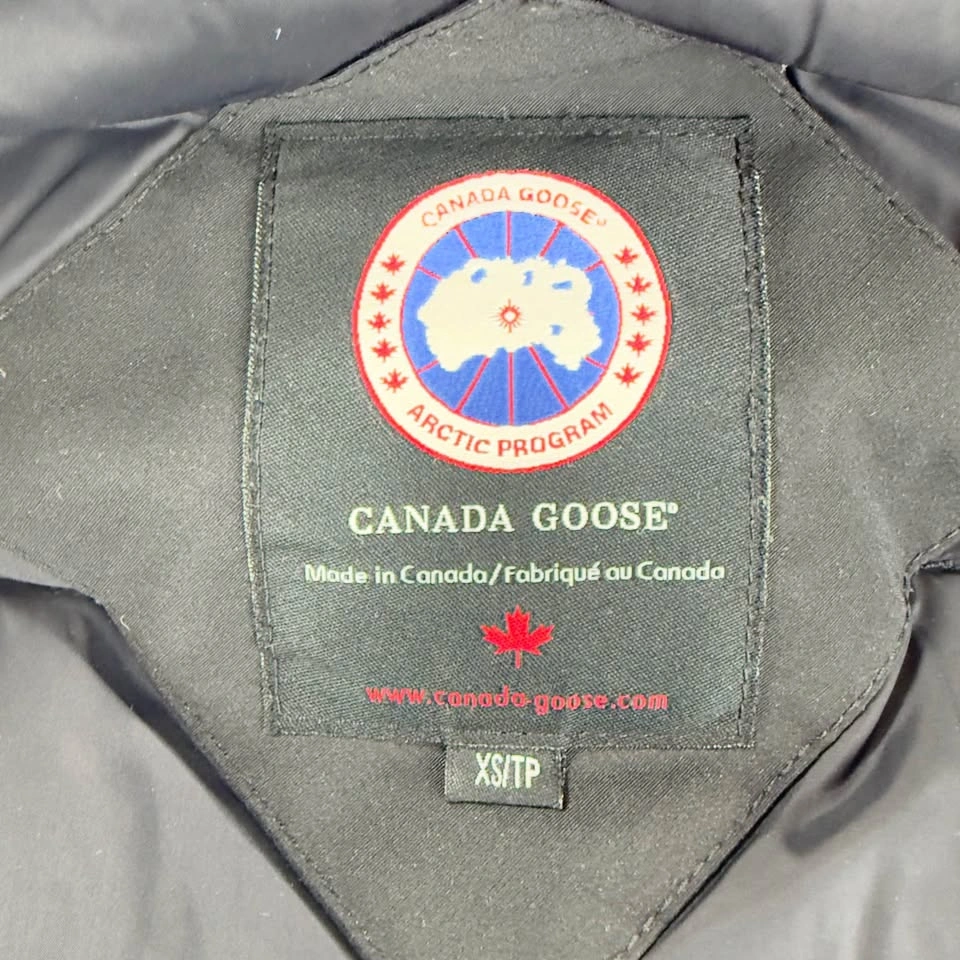 Canada Goose Men's XS Black Kamloops Puffer Jacket - photo 2