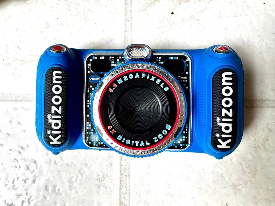 Vtech Kidizoom Duo Camera - Like new - photo 3