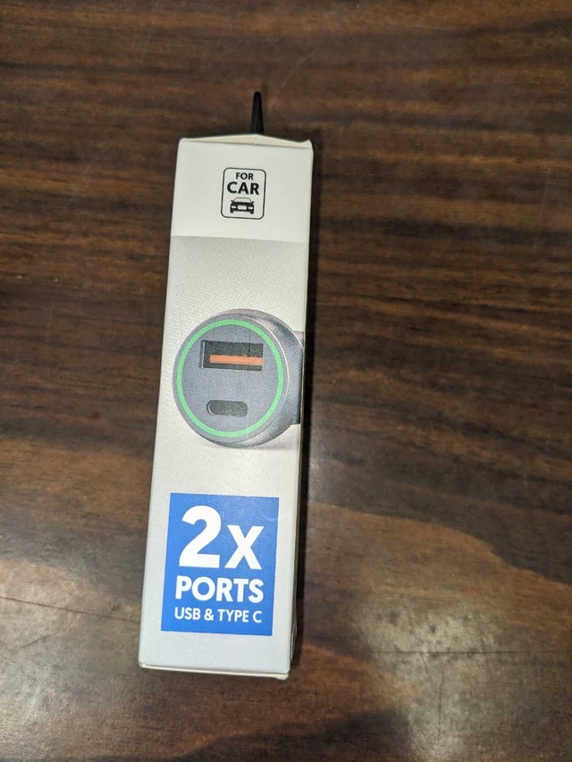 Car charger USB C 2.4 Amps from Miniso - photo 3
