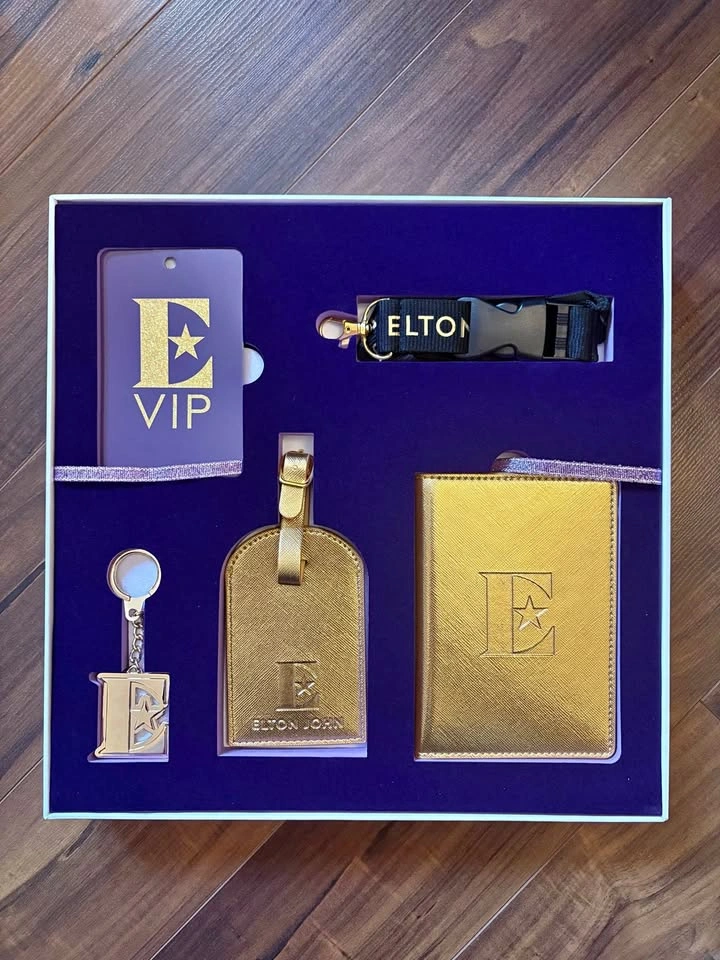 🎶 Limited Elton John Farewell Tour VIP Box Set (Toronto)