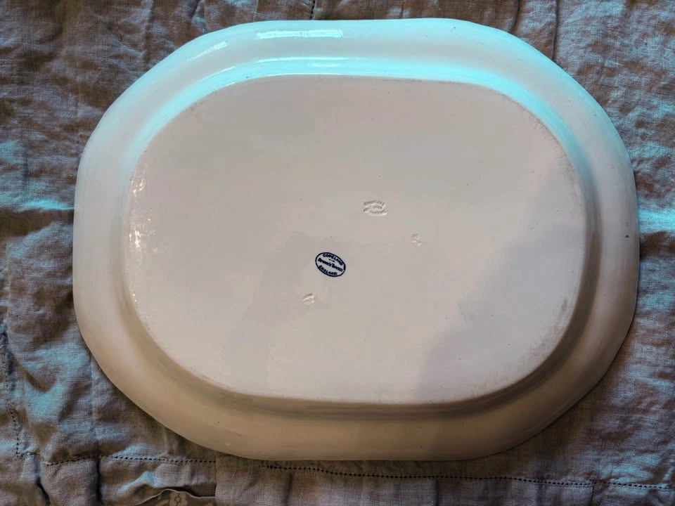 Elegant Spring Hosting | Vintage Blue & White Serving Platters - photo 2