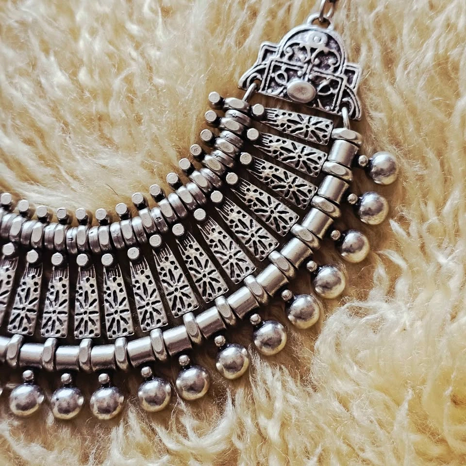 Cleopatra Statement Collar Necklace Zamak Silver Bib Fringe Boho - photo 3