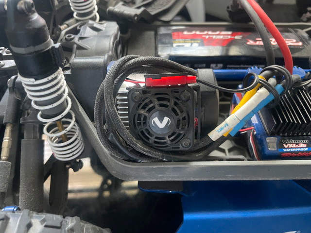 Traxxas rustler 4x4 vxl - photo 3