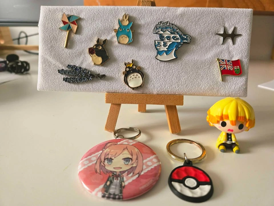 Enamel Pin Bundle + Keychains Anime Pins & Accessories - photo 5