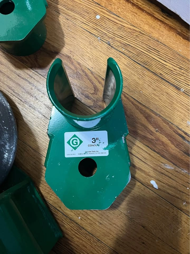 Greenlee 562 Elbow Assembly (UT8) with Adapters - photo 5