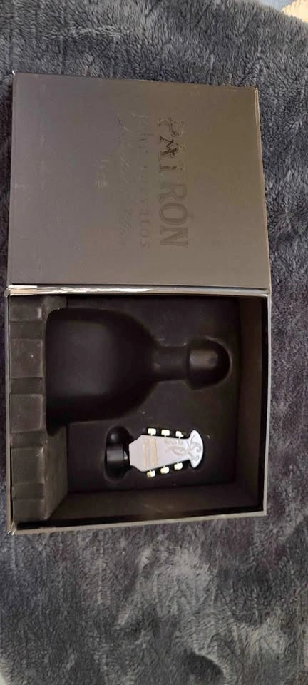 Praton Limited Edition John Varvatos Guitar Stopper
