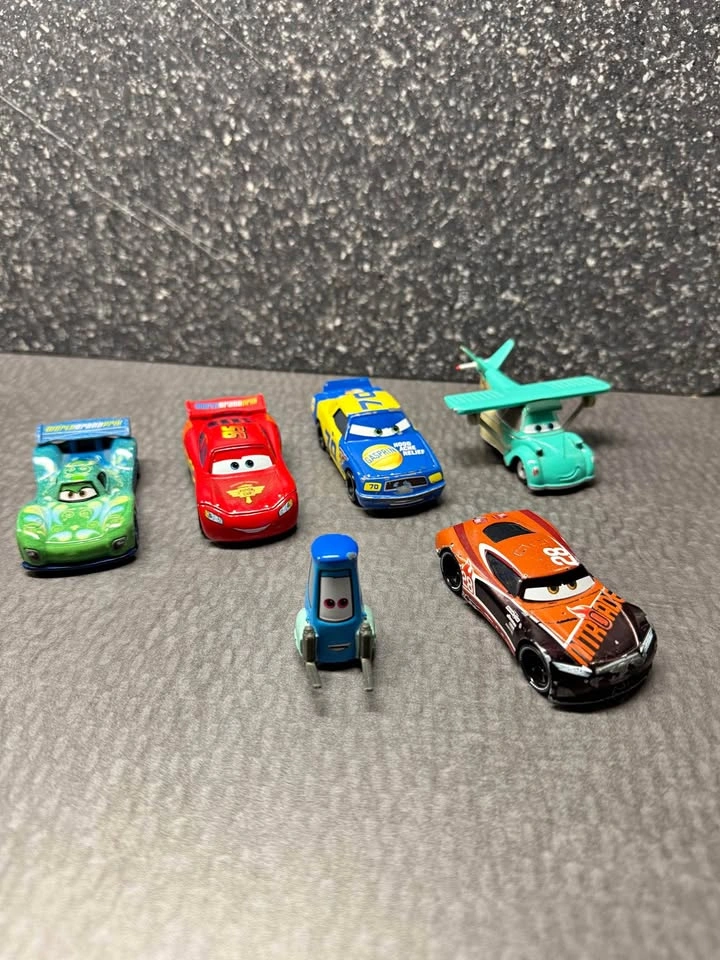 Disney Pixar Metal Cars