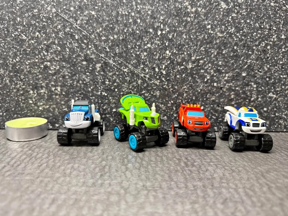 Nickelodeon BLAZE & the MONSTER MACHINES trucks