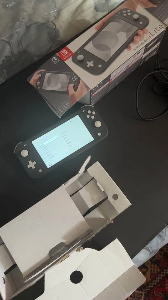 Nintendo Switch Lite (Grey) 🎮 | Great Condition | Ready to Play! - photo 2