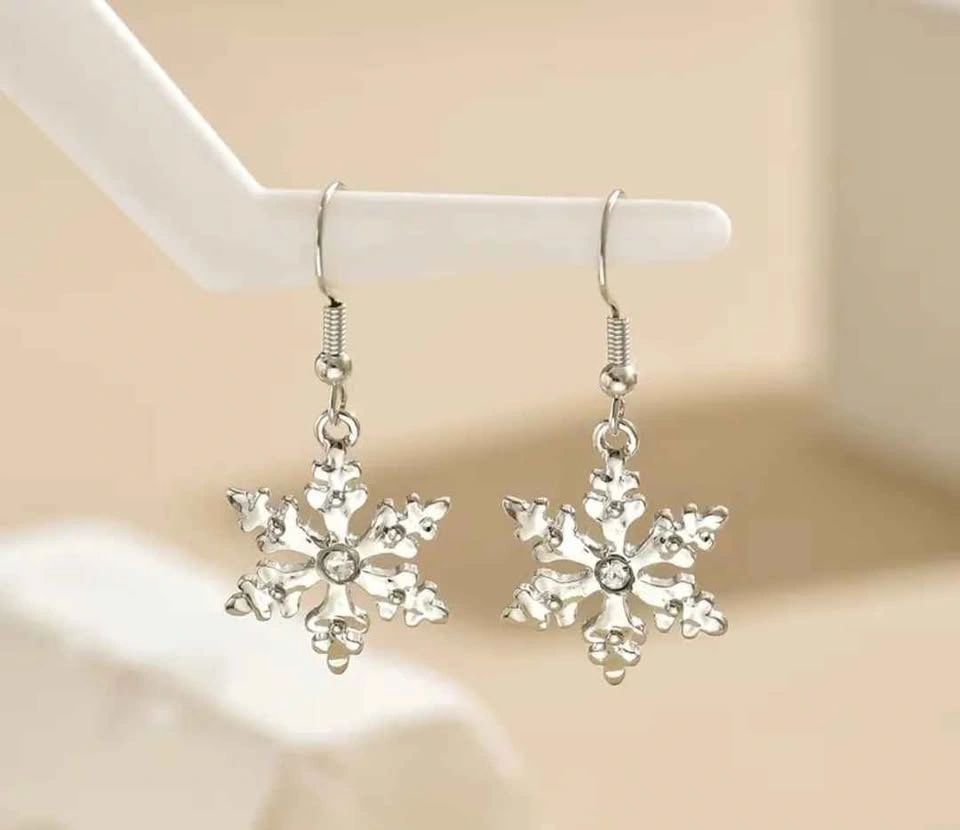 New Elegant Snowflake Dangle Earrings - photo 4