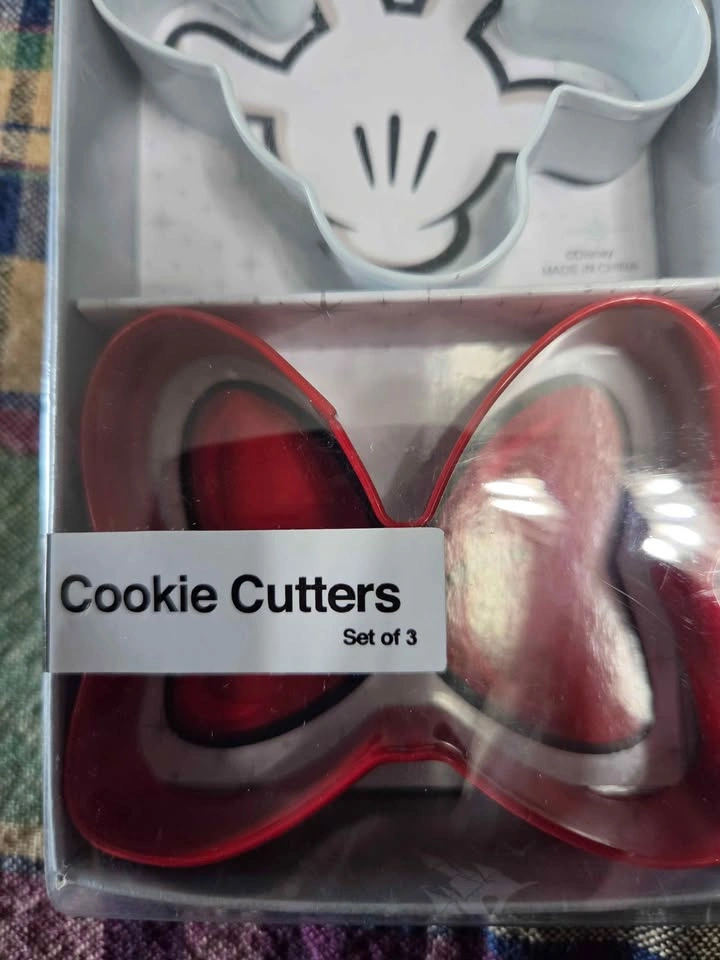 New Disney Parks Cookie Cutters Set of 3 - photo 3