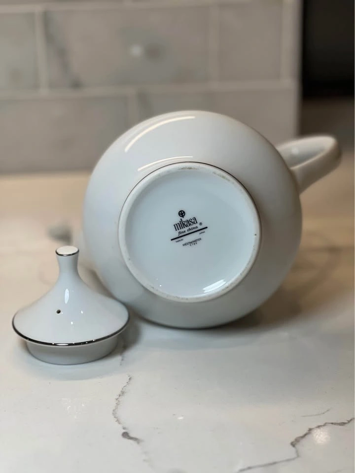Mikasa Westminster 5786 Fine China Coffee Pot - photo 2