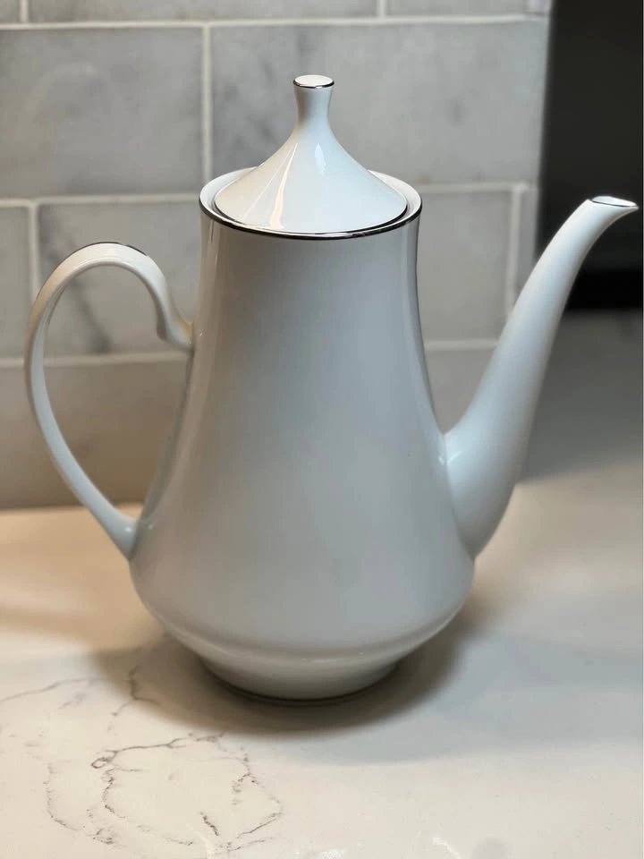 Mikasa Westminster 5786 Fine China Coffee Pot - photo 5