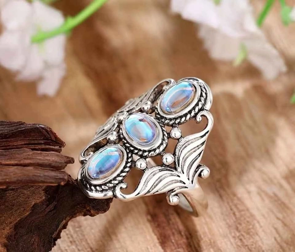 New Elegant Bohemian Ring w/ Egg Gemstone - Size 10 - photo 2