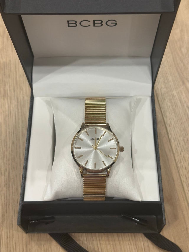 BCBG Women's Round Gold Tone Watch