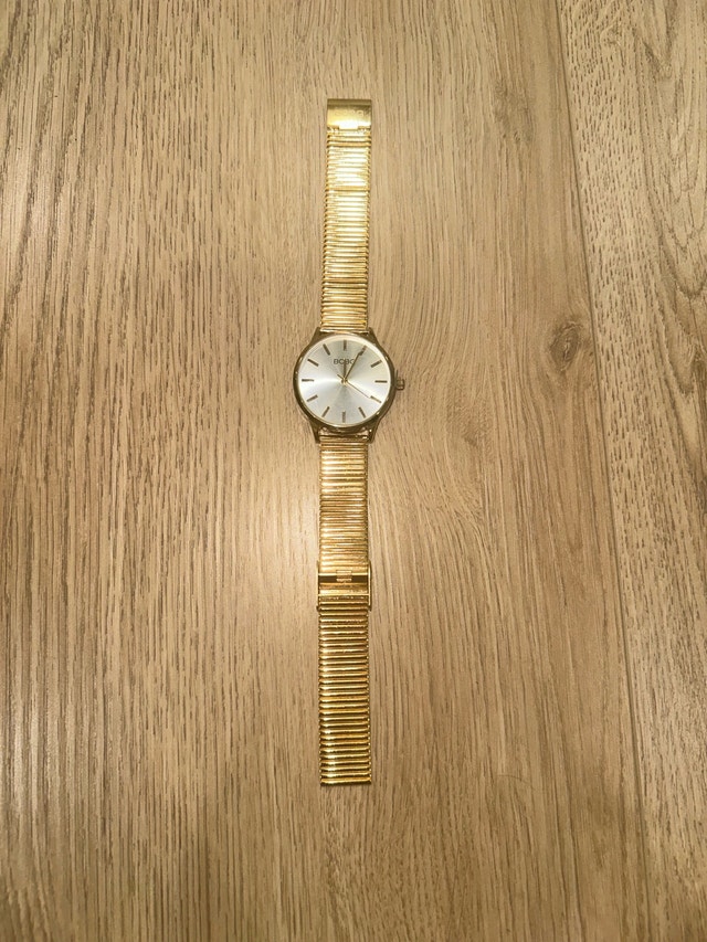 BCBG Women's Round Gold Tone Watch - photo 3