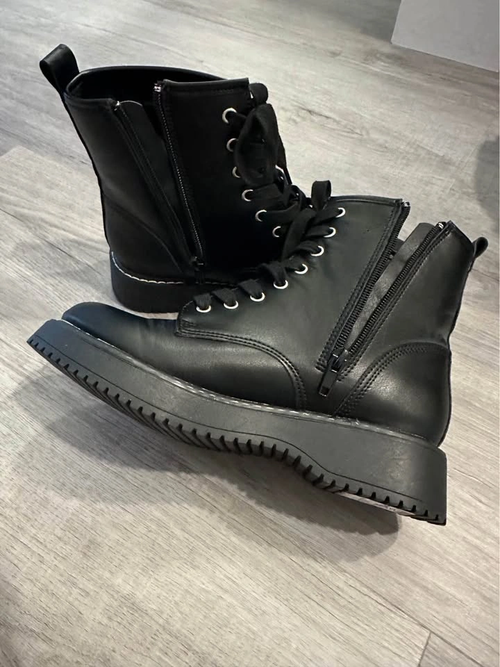 Boots for woman size 6 - photo 2