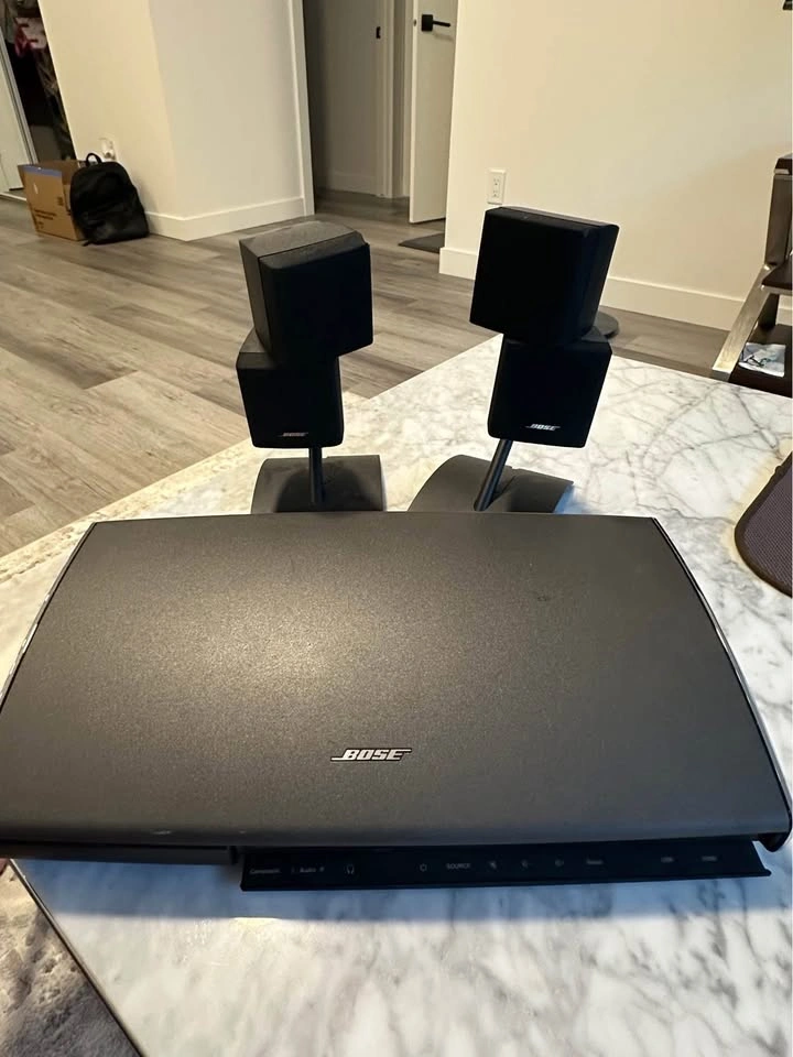 BOSE Cinemate w/ 4 satellites speaker - photo 2