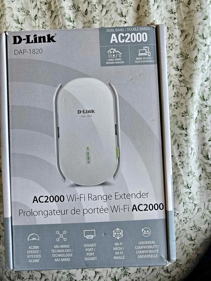 D-Link DAP-1820 AC2000 Wi-Fi Range Extender