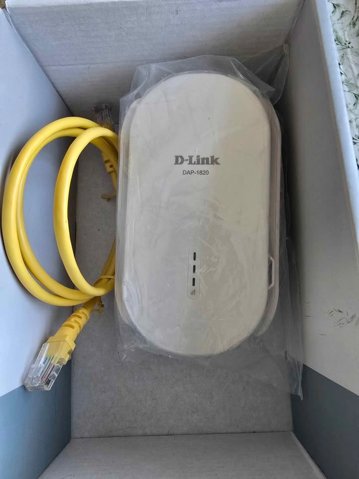 D-Link DAP-1820 AC2000 Wi-Fi Range Extender - photo 2