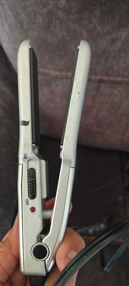 Conair mini hair straightener /flat iron/ travel friendly - photo 2