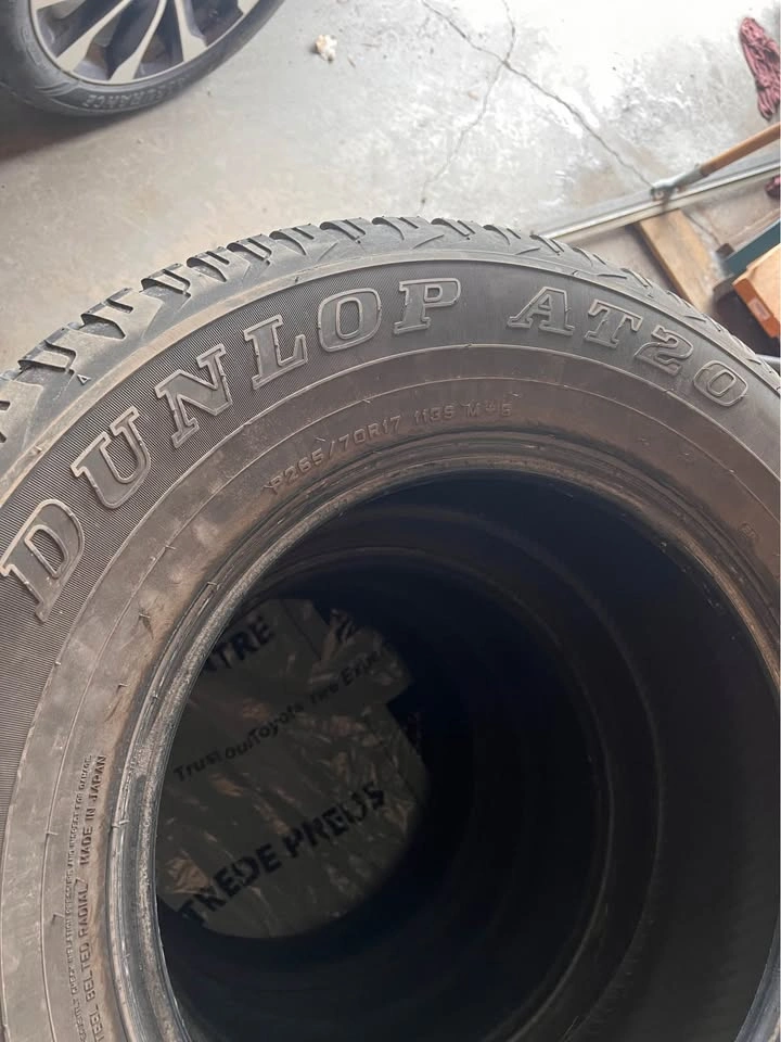 Set of 4 Dunlop AT20 Grandtrek Tires 265/70/17 - photo 3