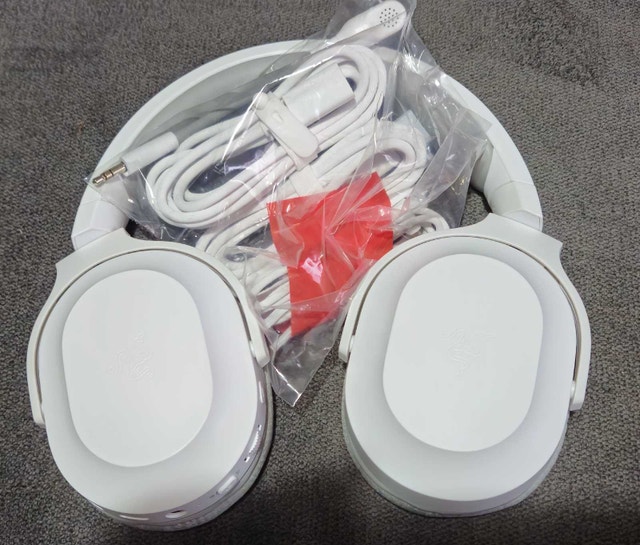 Razer Barracuda X Wireless Headphones - White