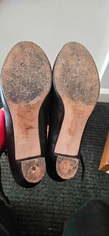 Capezio Woman's Jr. Footlight Character Shoe Size 9 - photo 5