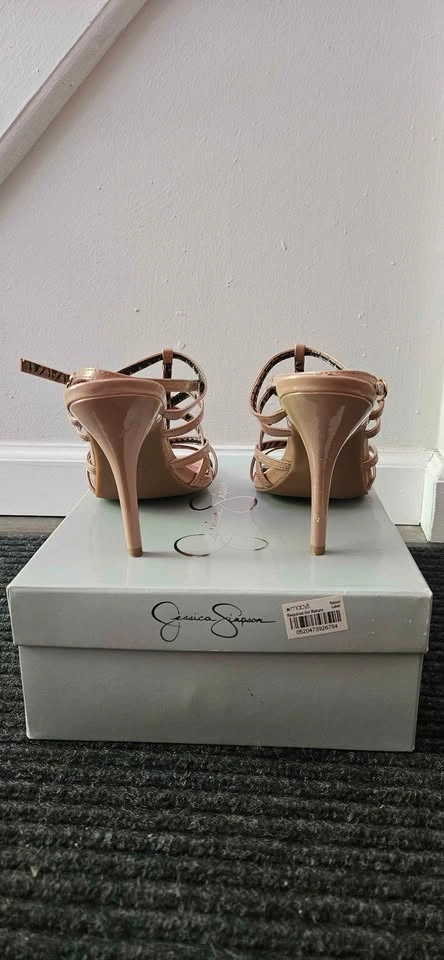 Jessica Simpson "Primrose" Glossy Beige Strappy Heels - photo 5