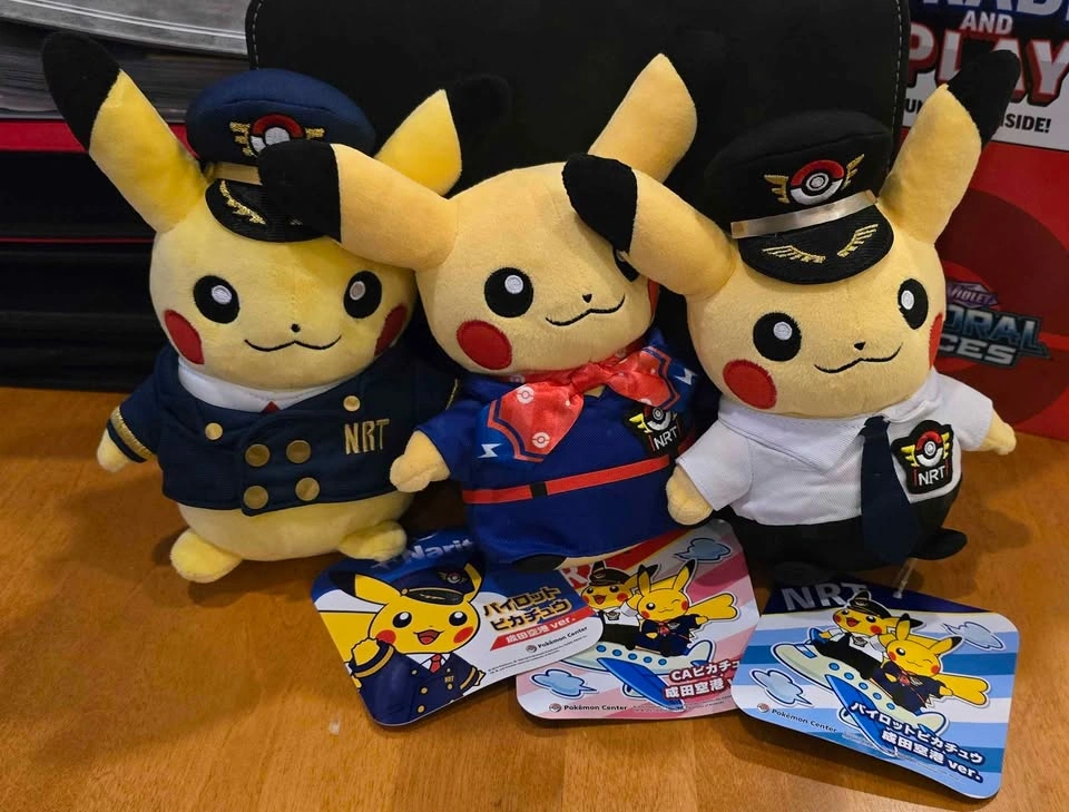 Exclusive Official Narita Pikachu Full Set - BNWT - photo 2