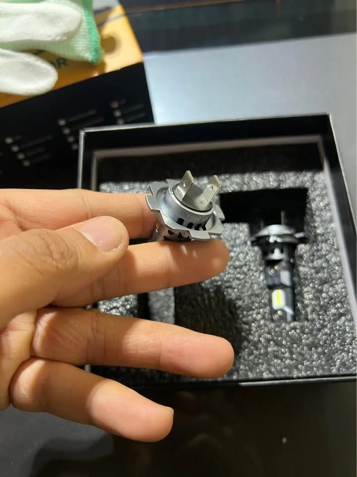 Car Headlights H7 - photo 4
