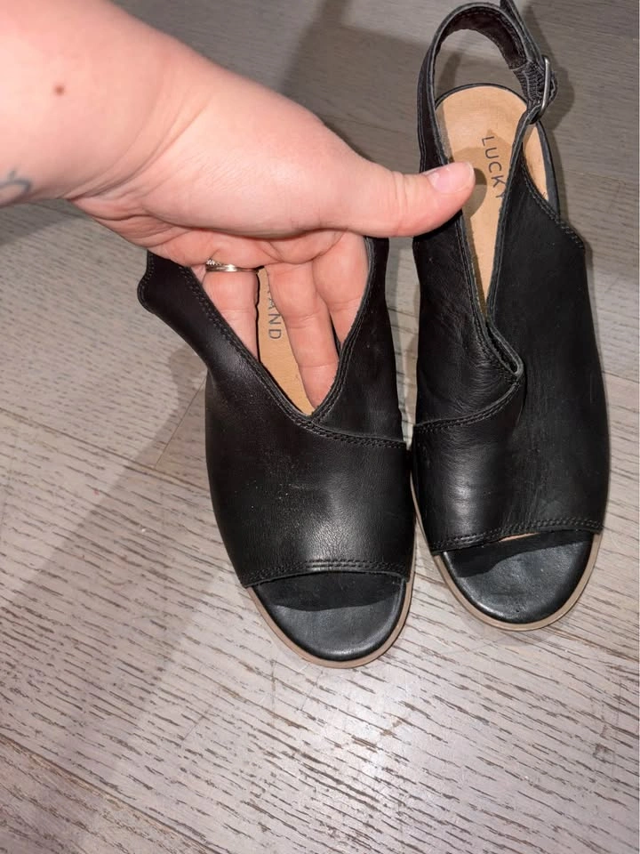 Lucky Brand Black Leather Slingback Peep Toe Heels Size 6 - photo 3