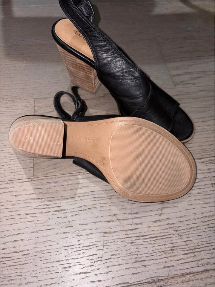 Lucky Brand Black Leather Slingback Peep Toe Heels Size 6 - photo 4
