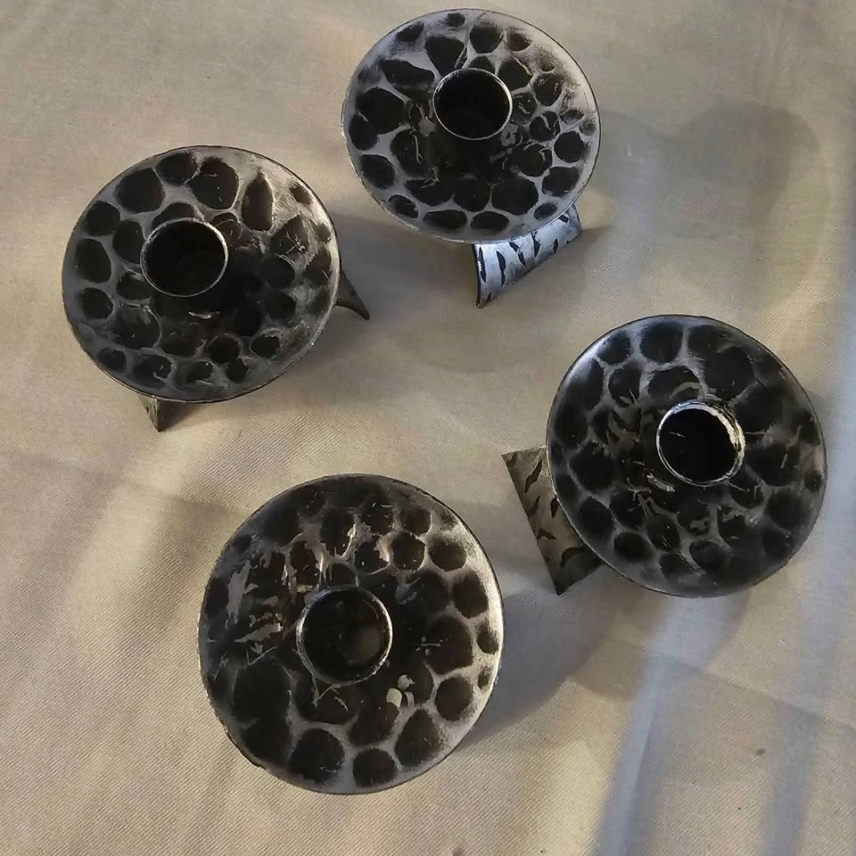 Set of 4 Metal Candle Holders – Unique Hammered Look - photo 2