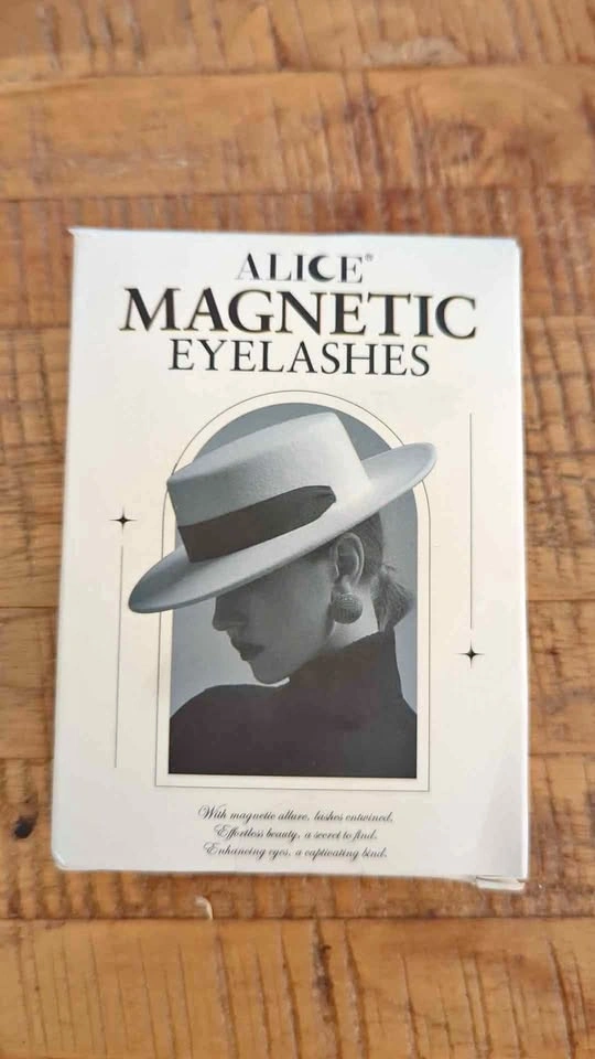 Alice Magnetic Eyelashes