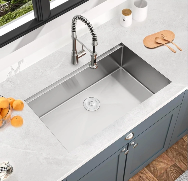 16 Gauge Undermount Stainless Steel Kitchen Sink - 32" L x 19" W - photo 2
