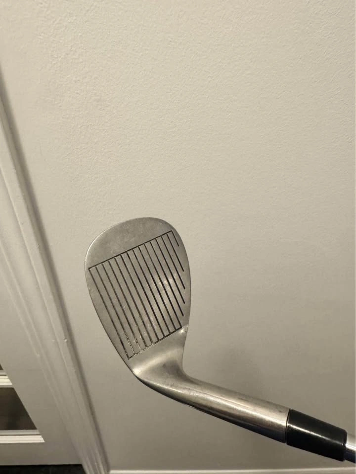 Tom Weiskopf Northwestern Sand Wedge - photo 3