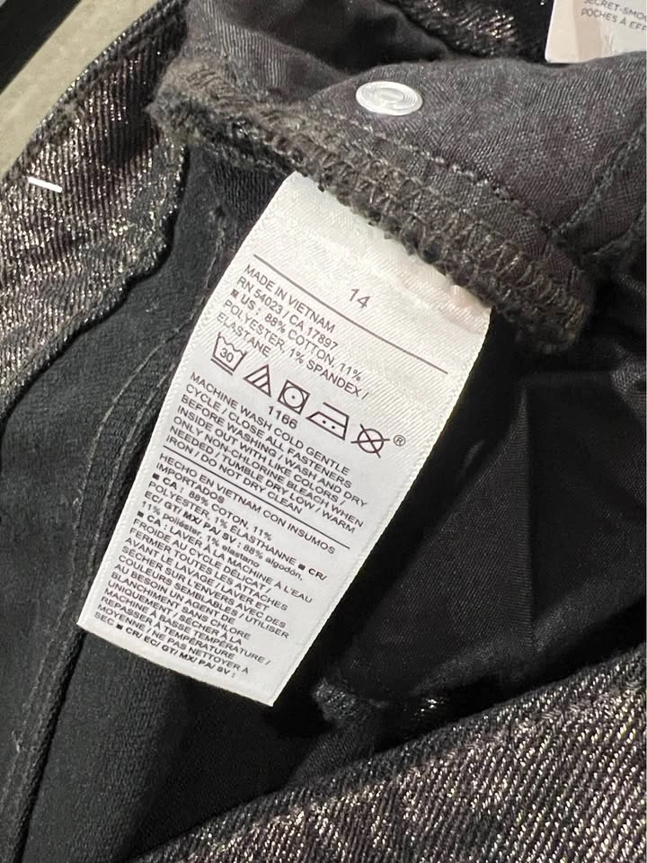 Old Navy High Waisted Loose Jeans - Size 14 NWT - photo 5