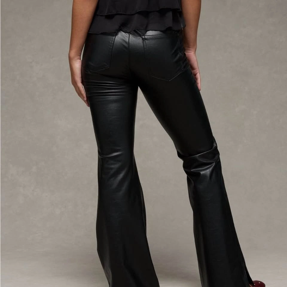 American Eagle Super High-Waisted Vegan Leather Flare Pants Size - photo 2