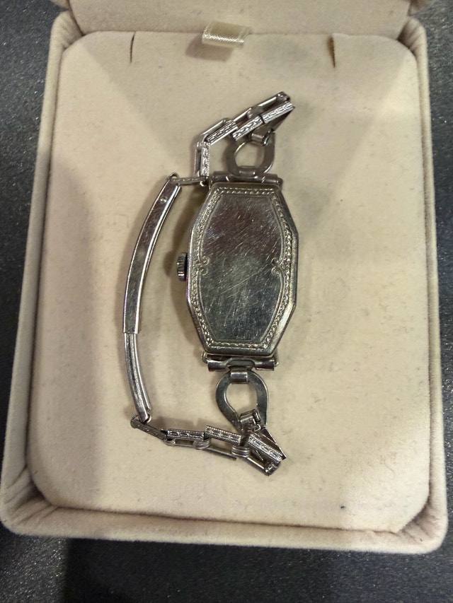 Vintage Woman’s 1920’s Fontain Watch - photo 3