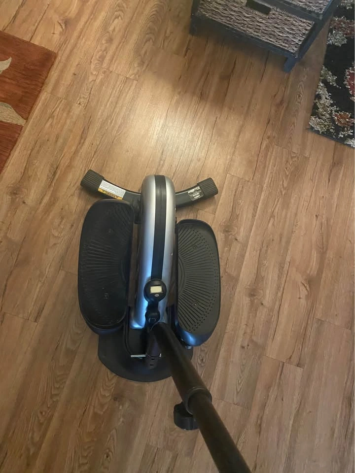 I-Motion Compact Elliptical with Removable Handle - photo 4