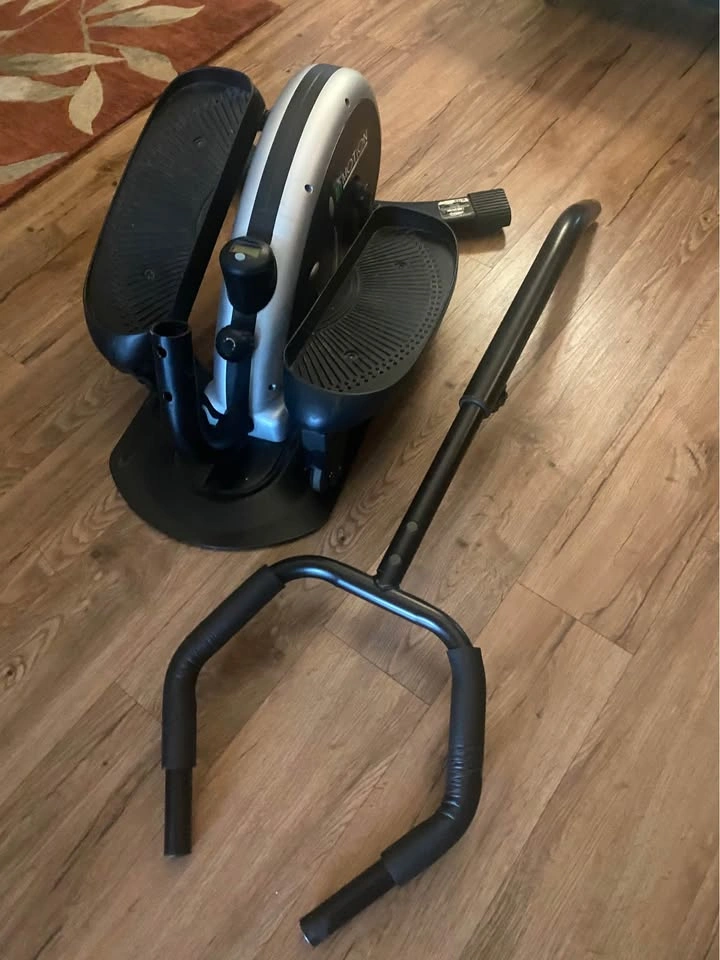 I-Motion Compact Elliptical with Removable Handle - photo 5
