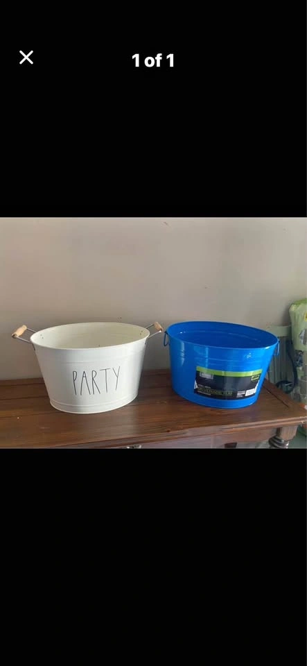 Party Beverage Drink Tubs with Handles 15.5”w x 12”d $10 ea