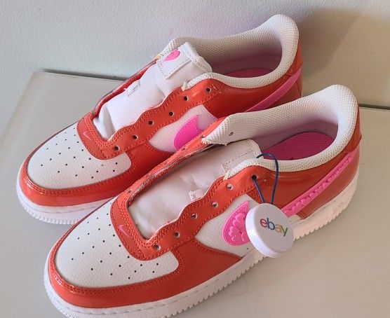 Nike Air Force 1 Valentine's Day White/Pink Hearts Big Kids SZ 7