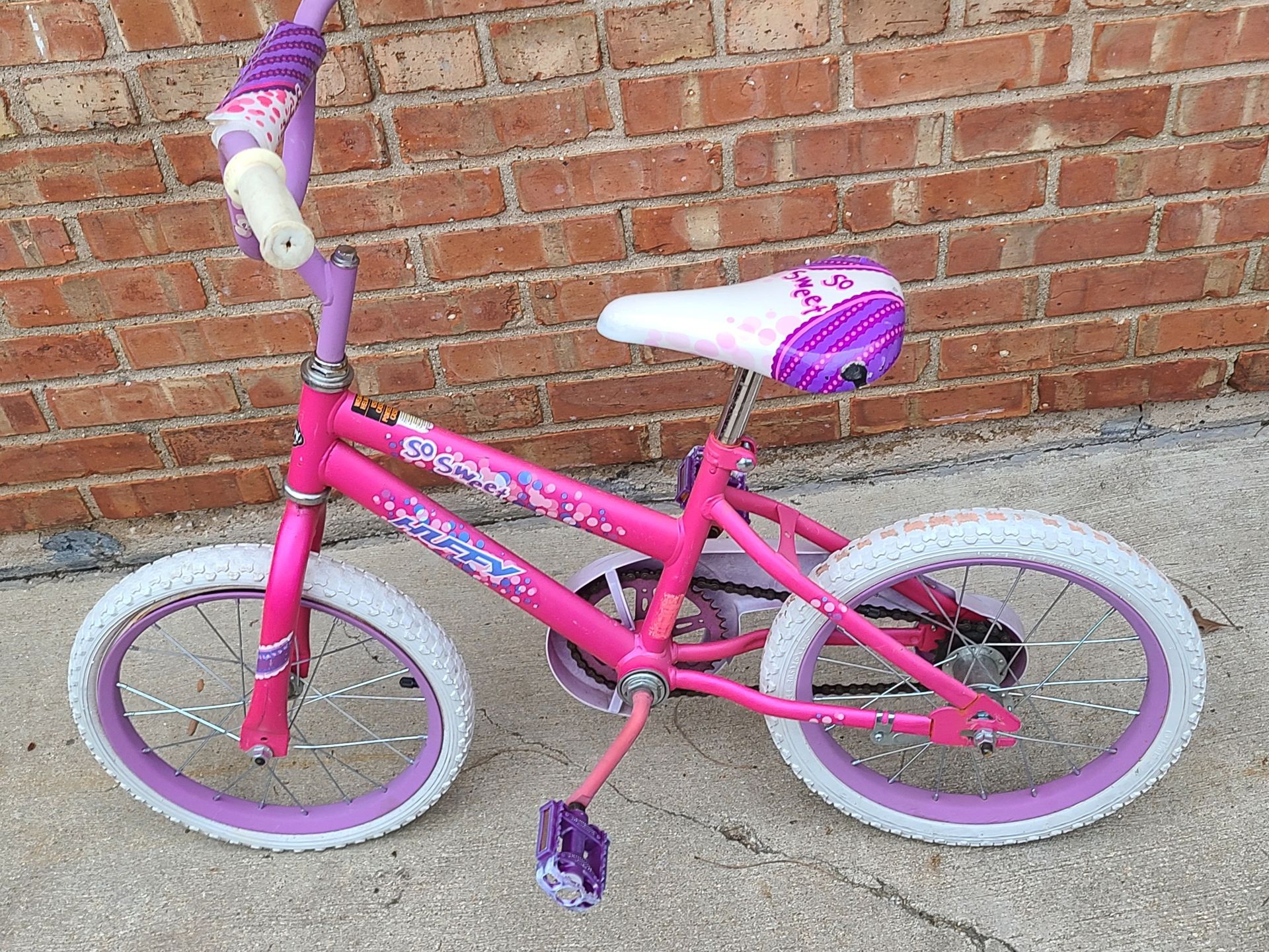 Huffy 16-inch "So Sweet" Girls' Bike