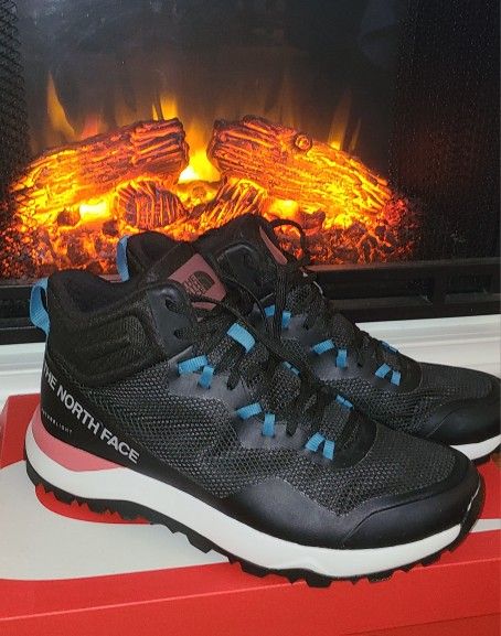 The North Face Activist Mid FUTURELIGHT Hiking Boots