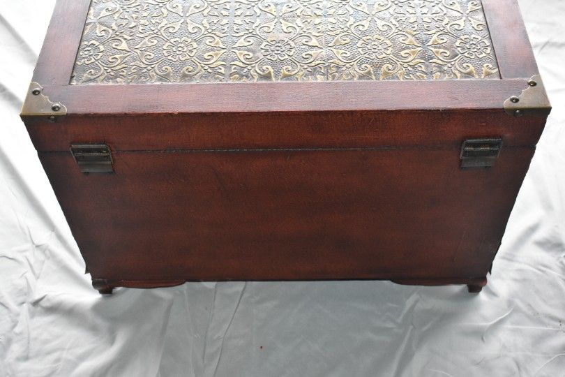 Antique Wooden Chest With A Chest Inside - photo 4