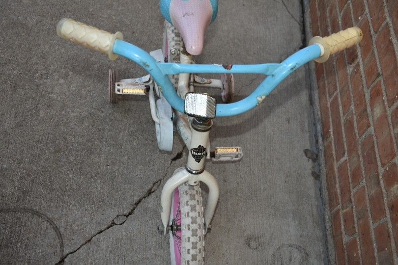 Toddler Bike With Training Wheels - photo 3
