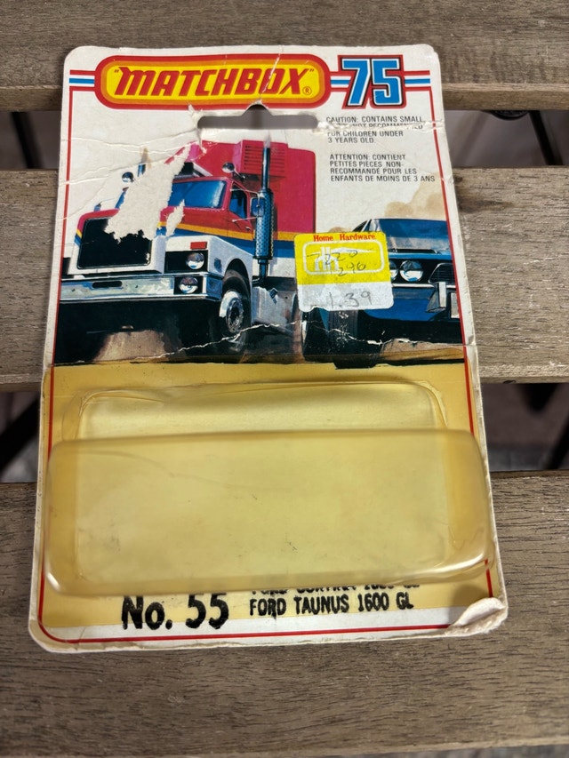 Matchbox Superfast no 55 1975 Ford Cortina Taunus - photo 3
