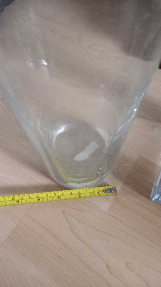 12 in Taper Cylindrical Vase - photo 3